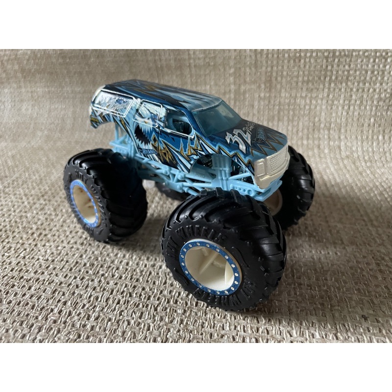 Hot Wheels Monster Truck 32 Degrees Vehicle | Shopee Philippines