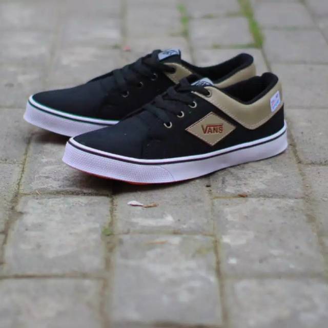 affordable vans shoes