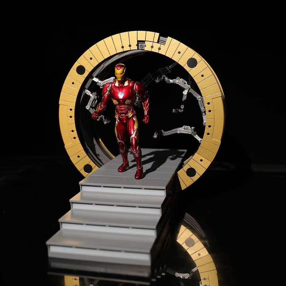 2GoodCo Annular Suit Up Gantry with LED for 1/12 Scale Iron Man Figure