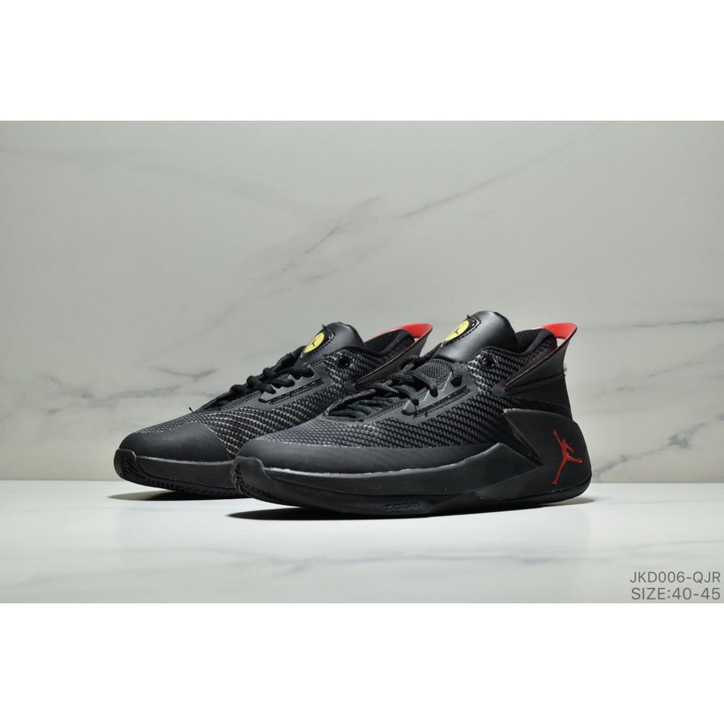 jordan fly lockdown m