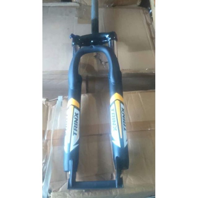 trinx fork with lockout