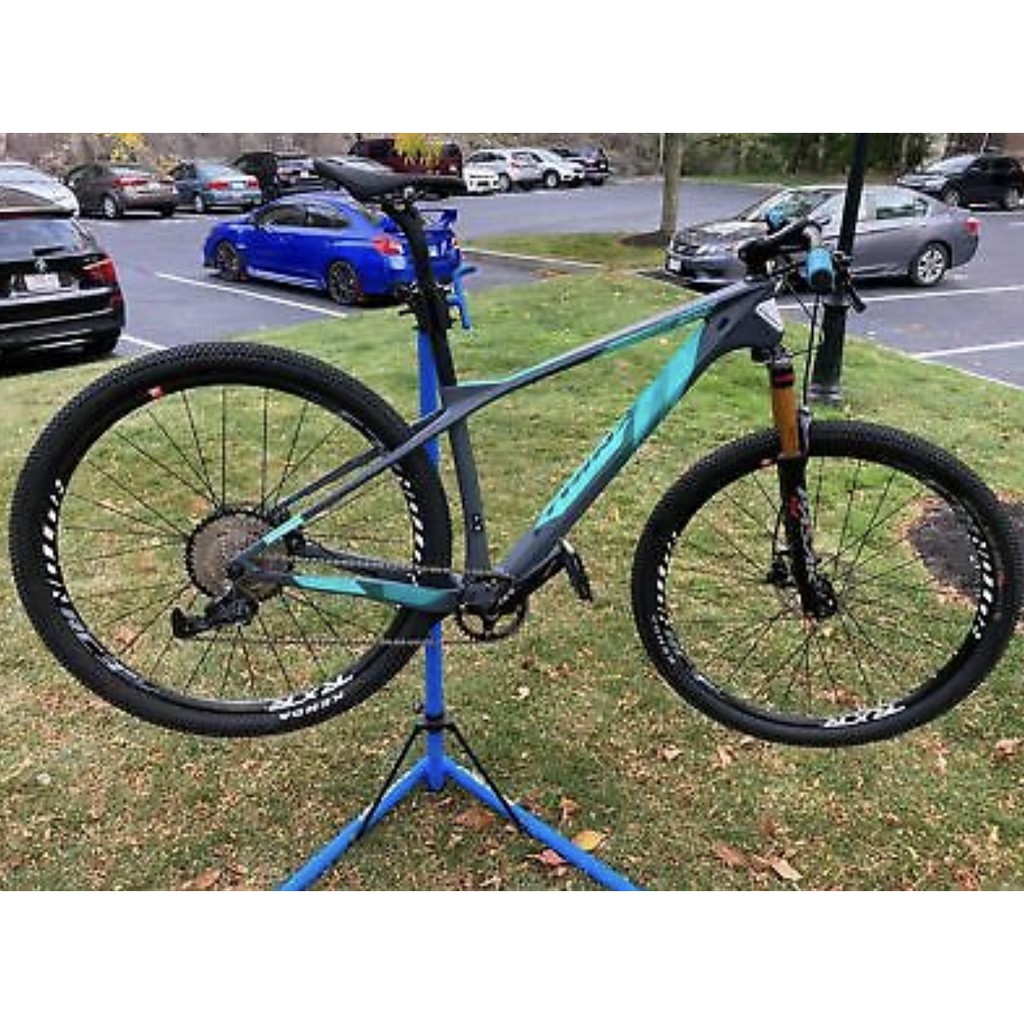 mtb full carbon