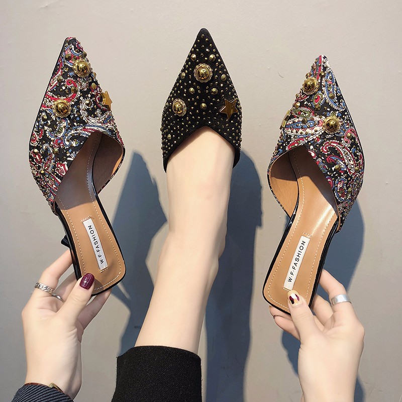 ladies pointed heels