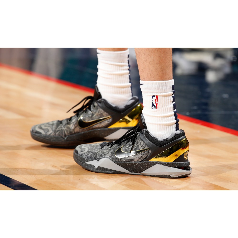 nike kobe zoom 7