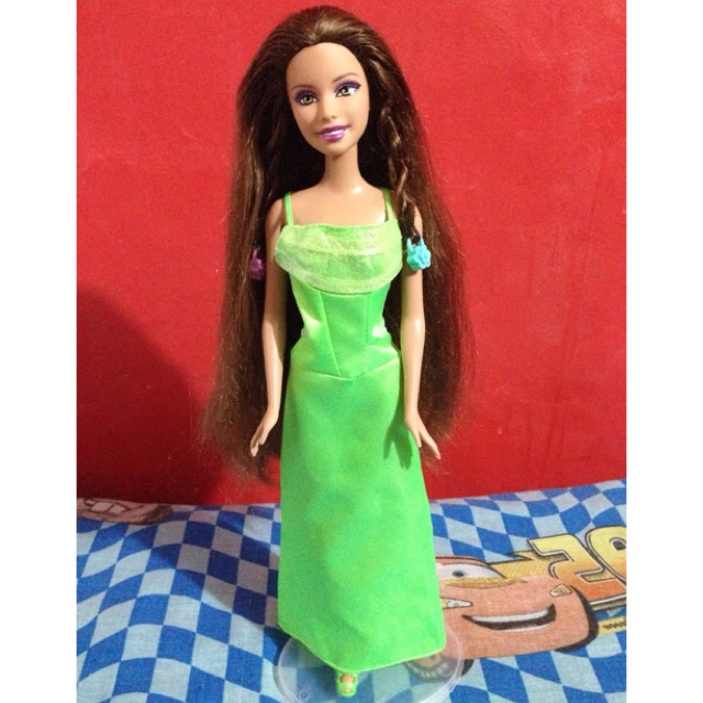 green dress barbie