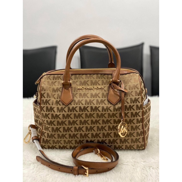 michael kors duffle