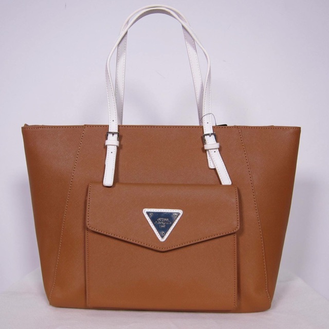 guess royal oak tote