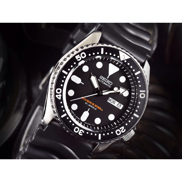 seiko skx007 dual time
