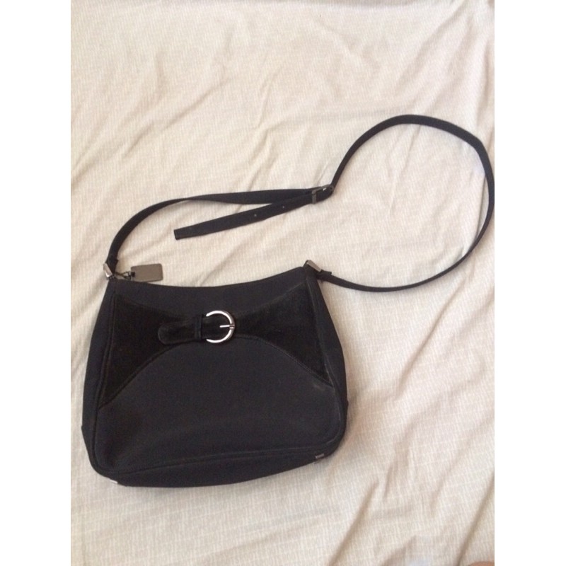 hush puppies sling bag