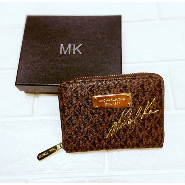 michael kors short wallet