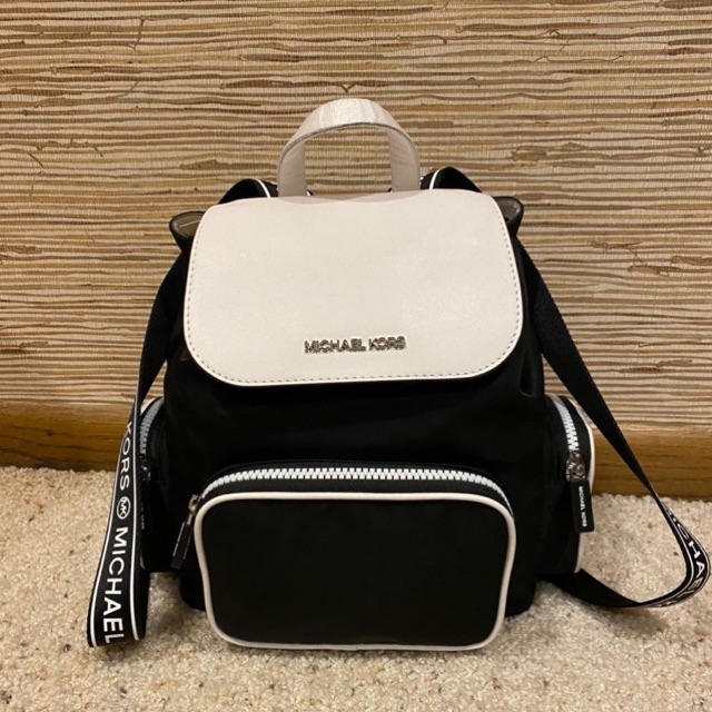 michael kors backpack medium size