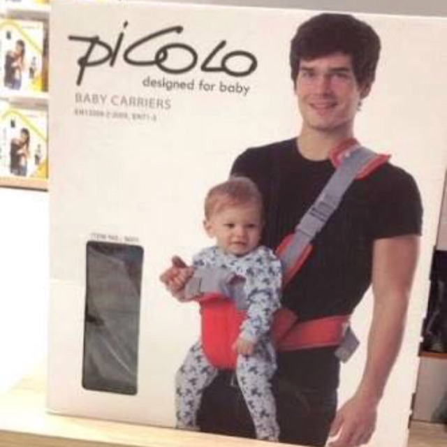 picolo baby carrier