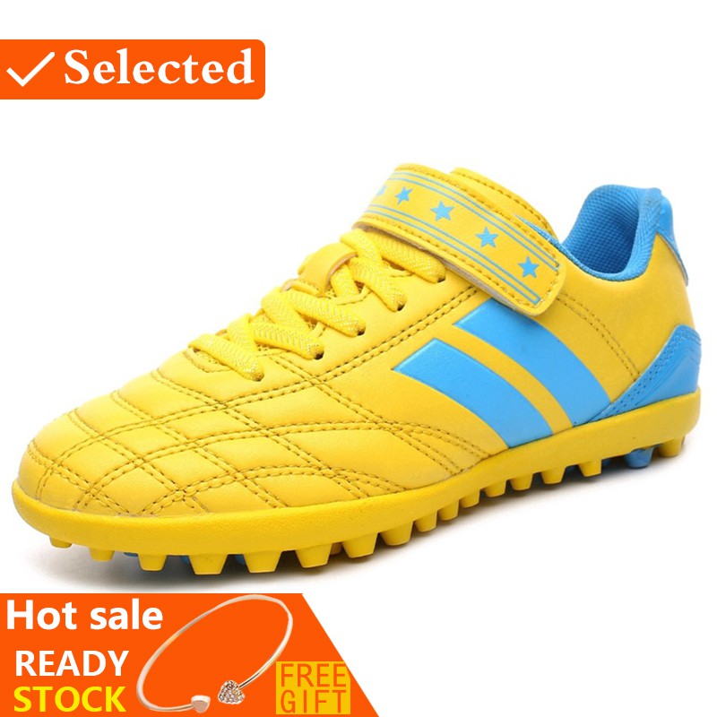 velcro soccer shoes