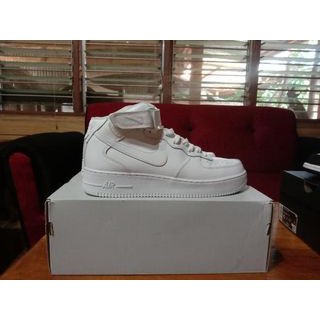Nike Air Force 1 Mid Size 9 Men 
