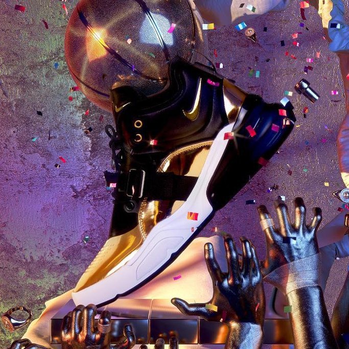 nike air force 270 gold standard