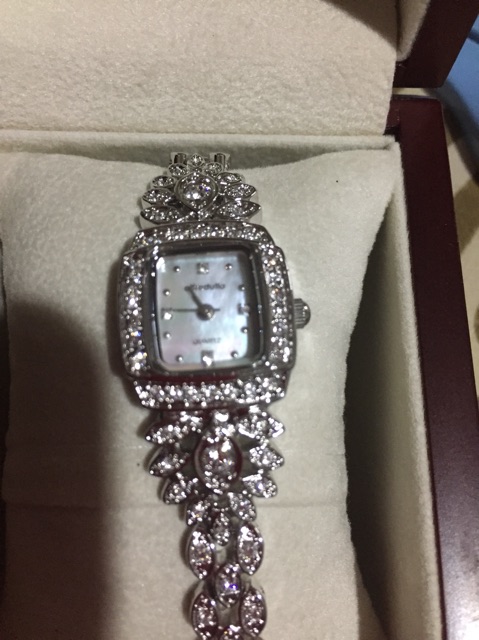 alfredulla swarovski watch