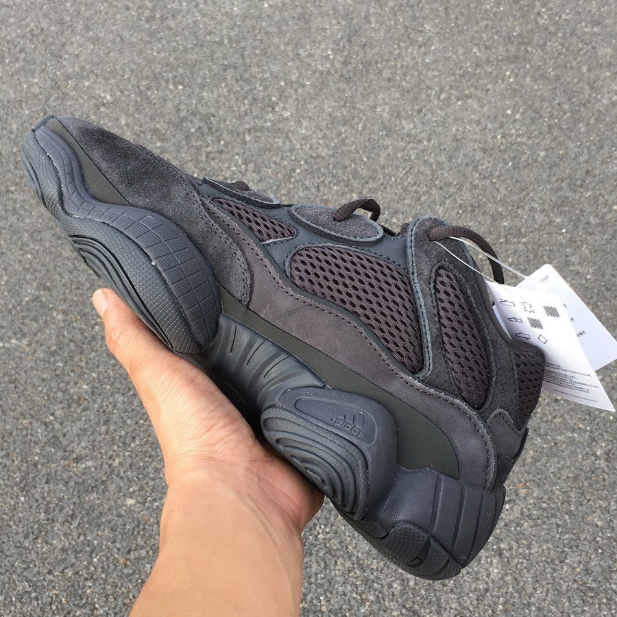 adidas yeezy desert rat 500