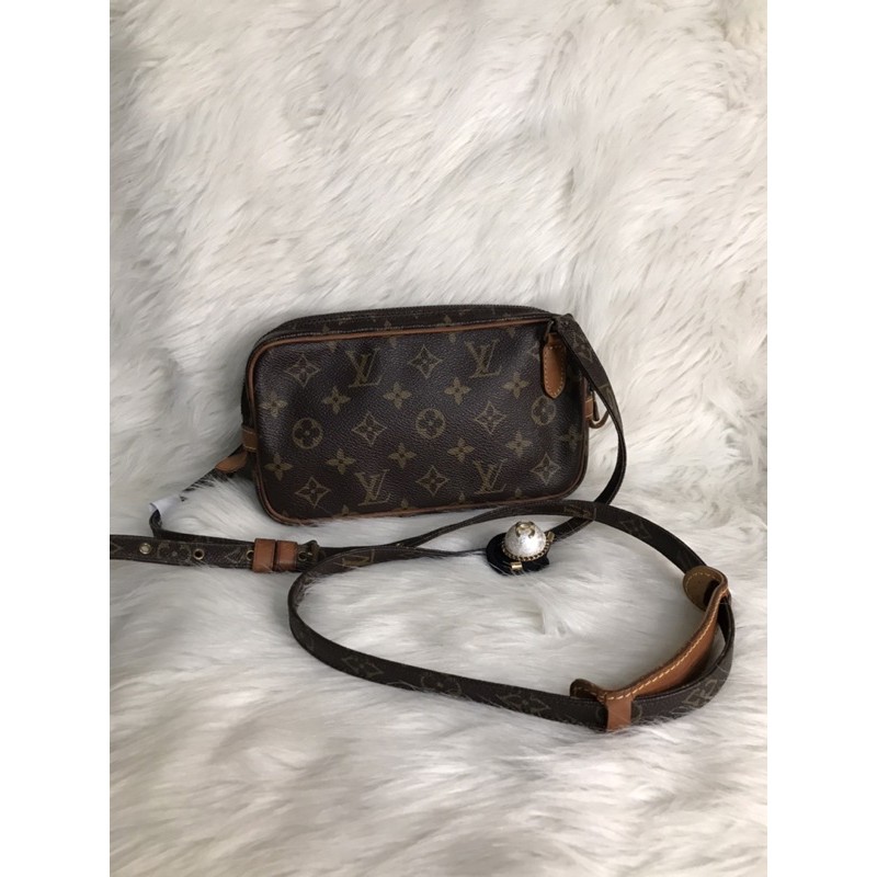 Louis Vuitton Discontinued Monogram Reporter PM Crossbody Bag s29lv25