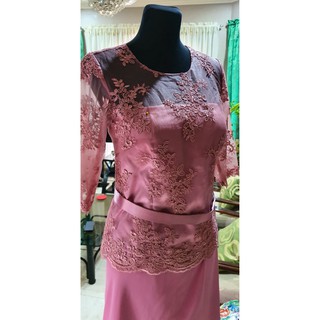 maroon gown for wedding sponsor