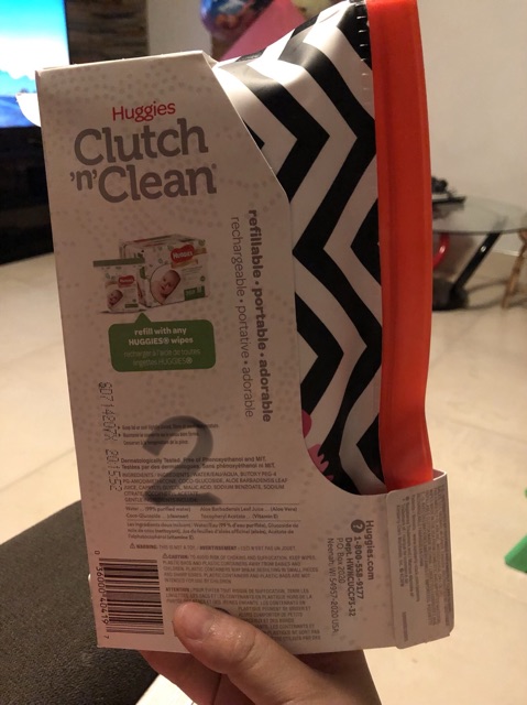 clutch and go baby wipes