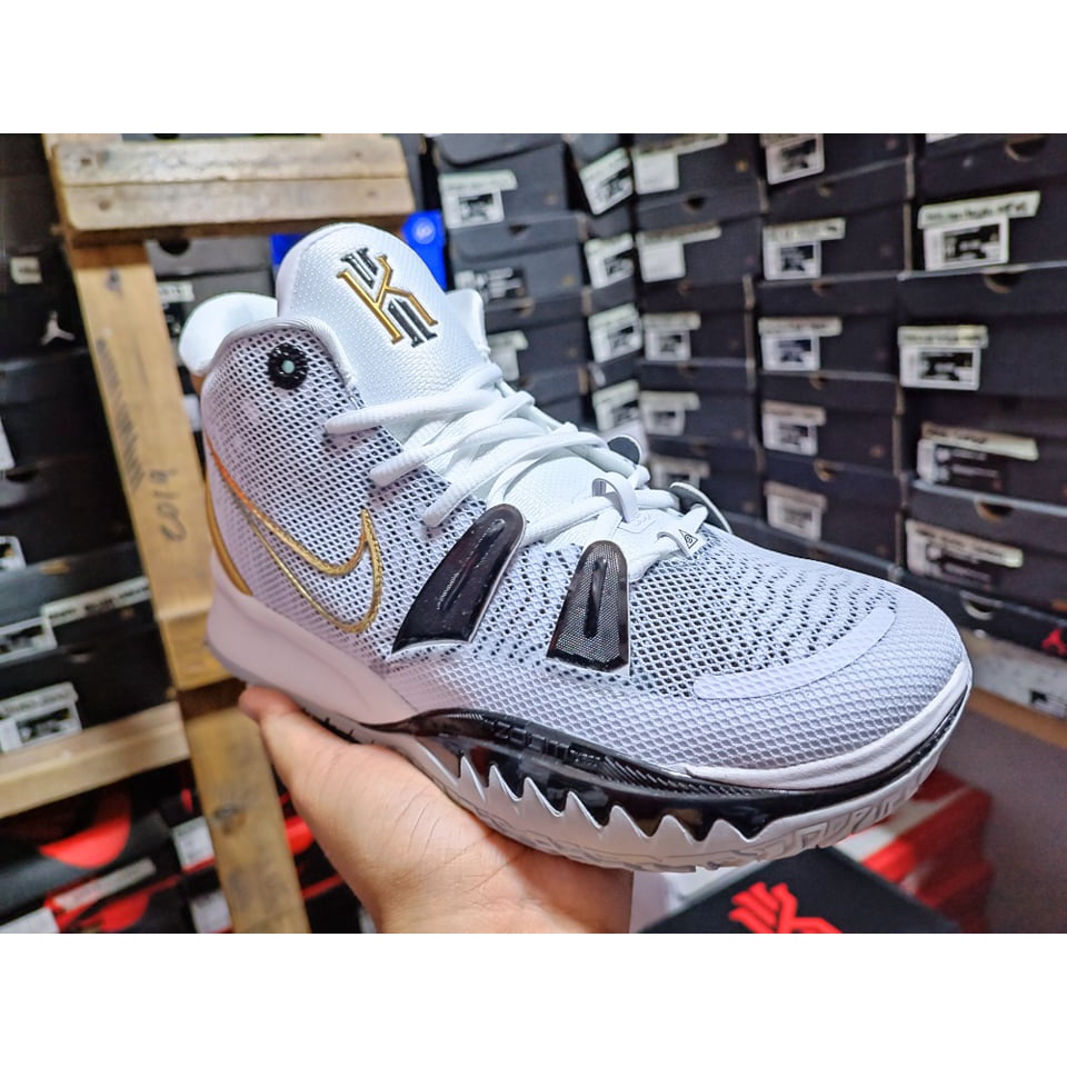 nike kyrie 7 white gold