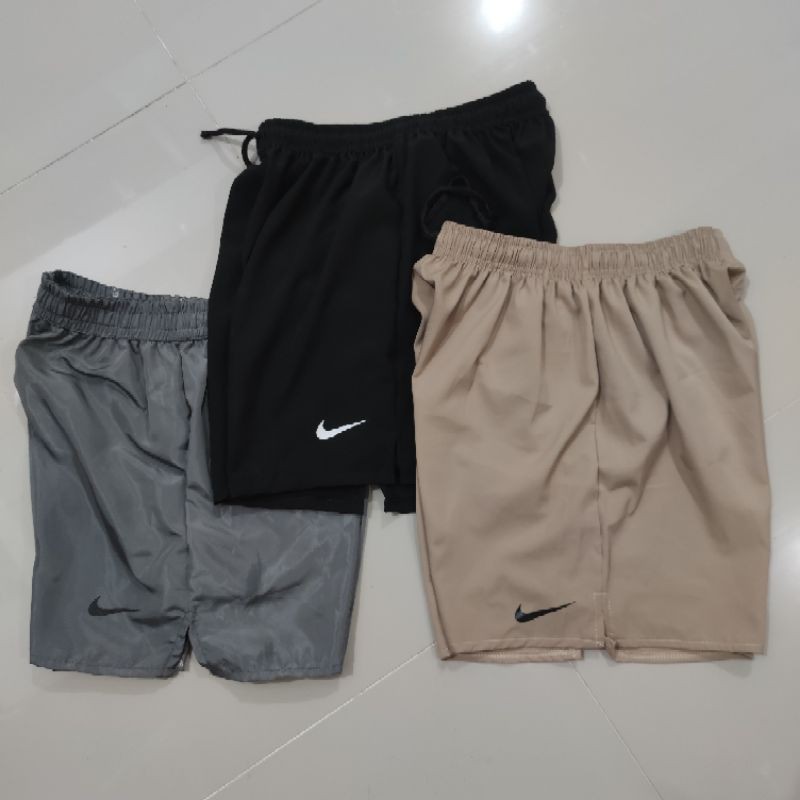 pantaloncini nike originals