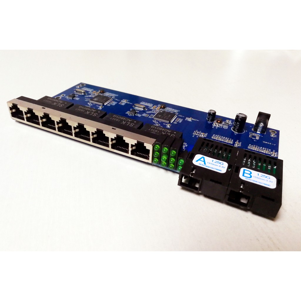 Gigabit switch 10/100/1000M 8 RJ45 UTP