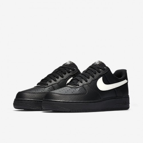force 1 black