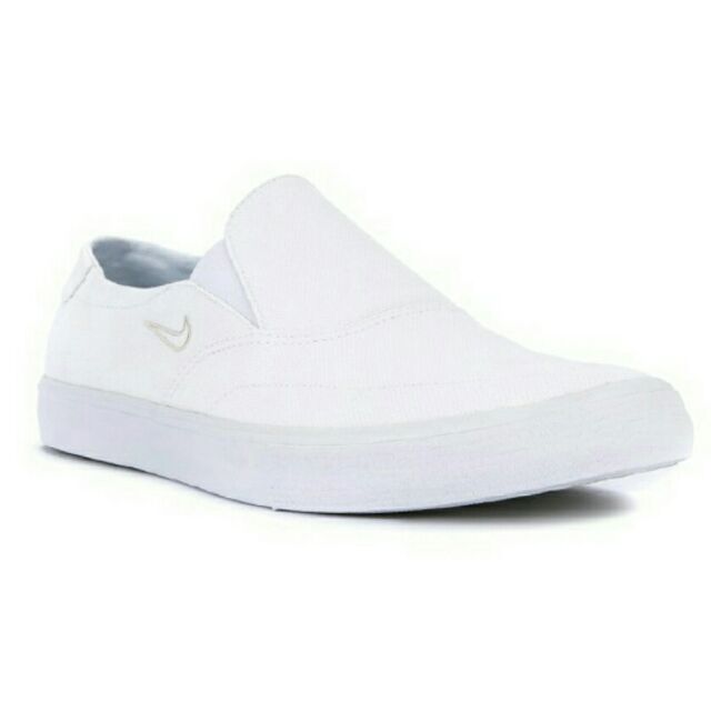 all white nike slip ons