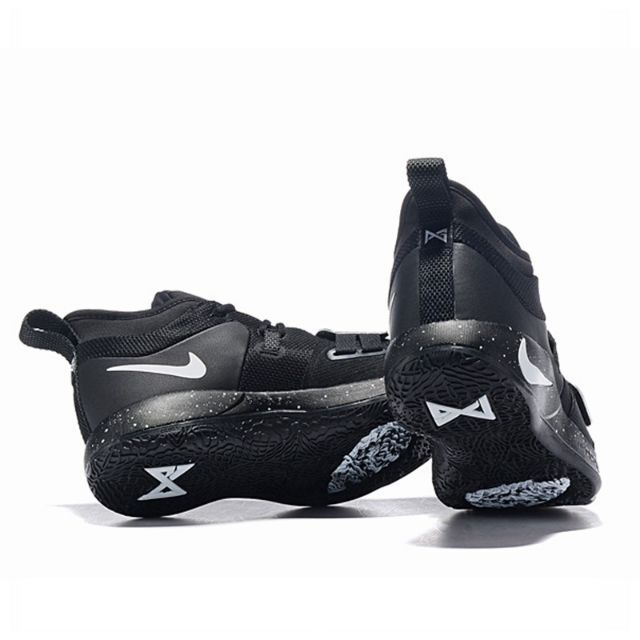 nike pg 2.5 black and white