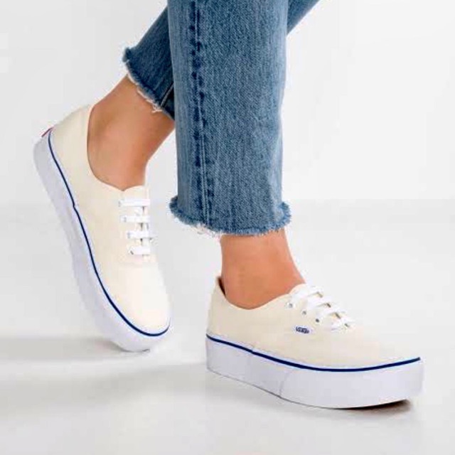 vans authentic classic white