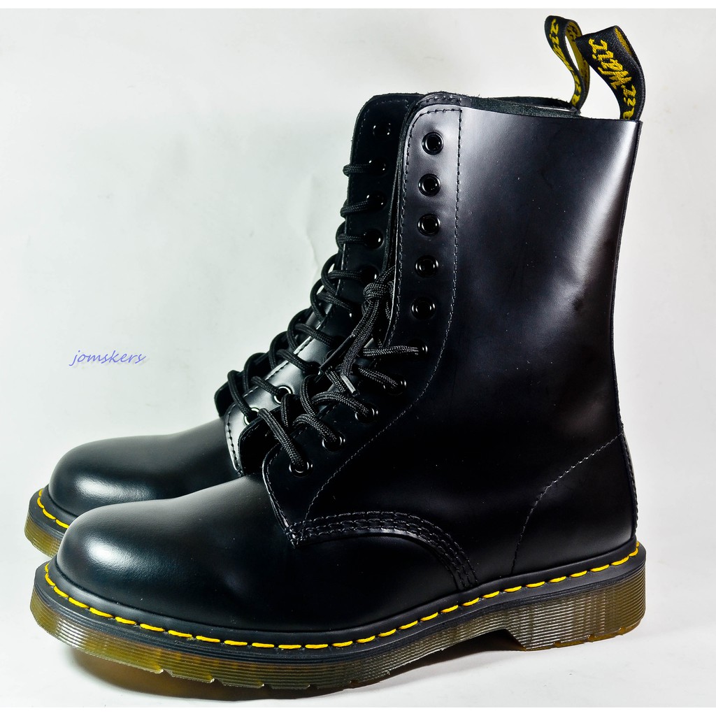 dr martens 1490 mens