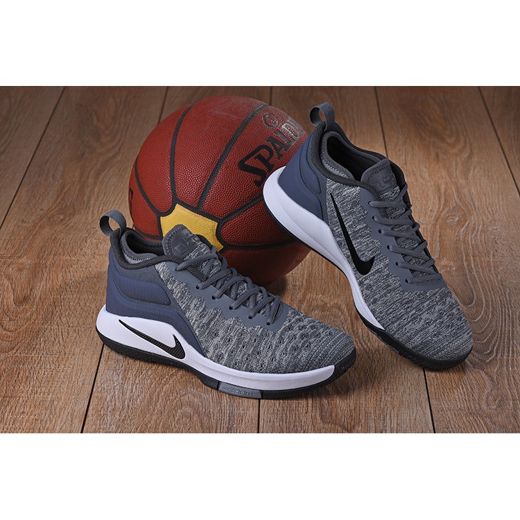 nike zoom witness 2