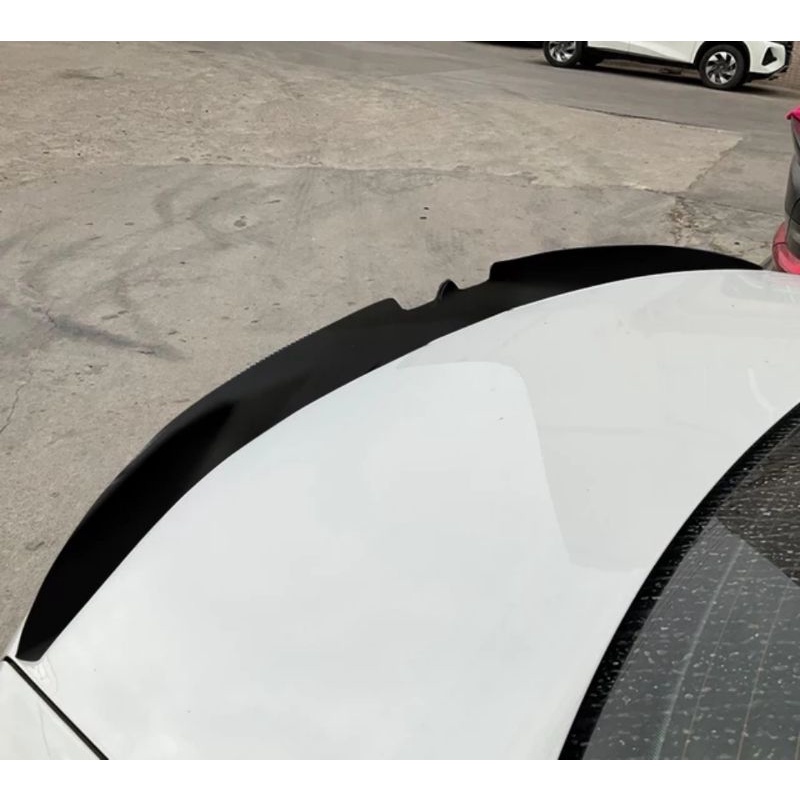 Universal Spoiler No Drill Adhesive Type Wing Design Gloss Black All