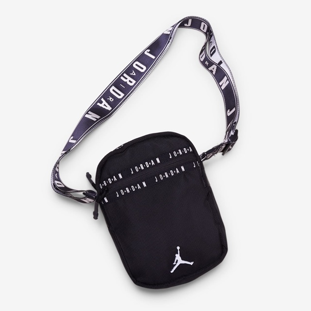 jordan taping crossbody black