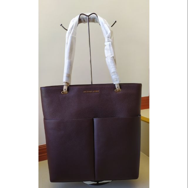 large tote handbag