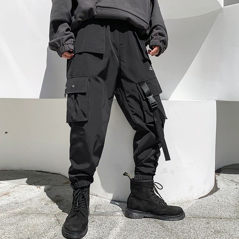 techwear cargo shorts