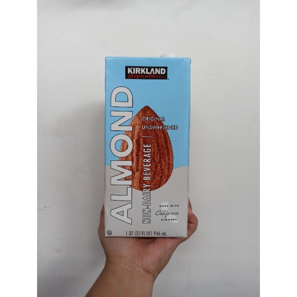 Kirkland Signature Original Unsweetened Almond NonDairy Milk 946mL