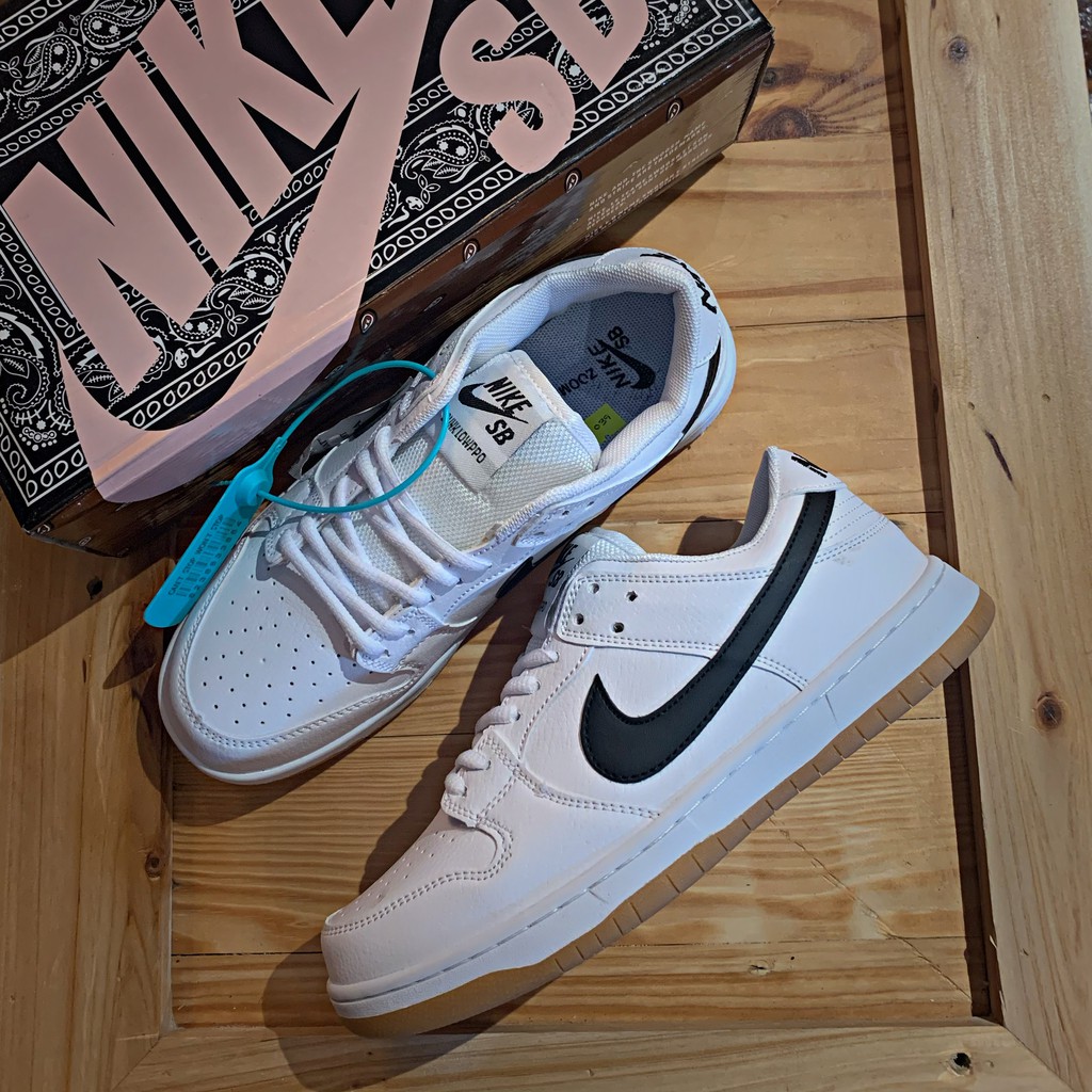 nike sb dunk low in stock
