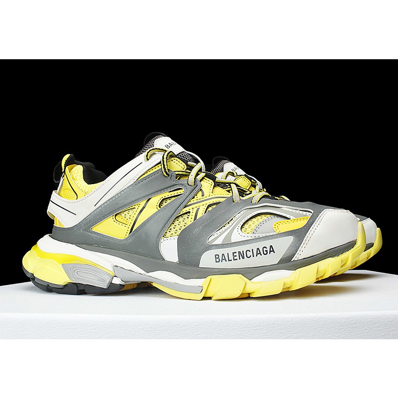 balenciaga track v3
