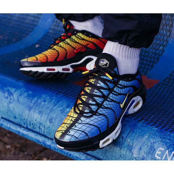 orange and blue tns