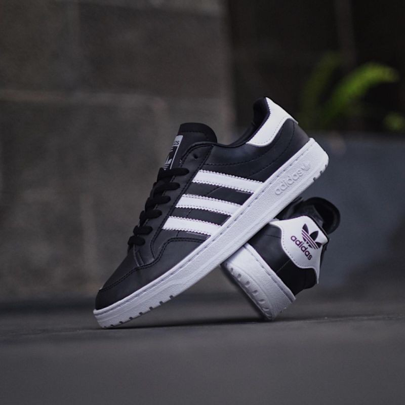 adidas team court black white