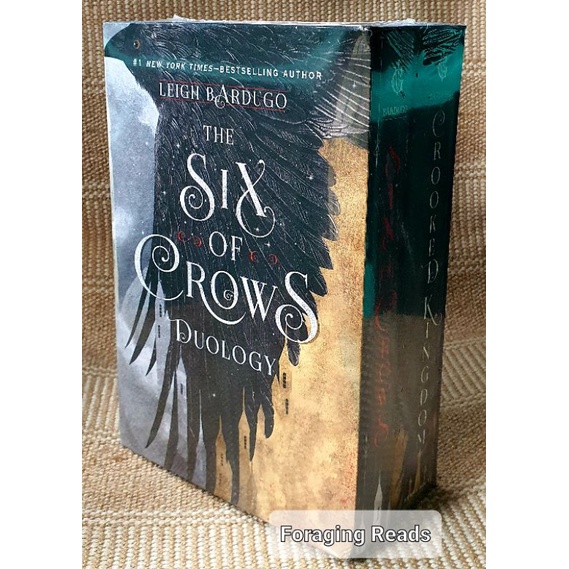 The Six of Crows Duology Boxed Set: Six of Crows and Crooked Kingdom by ...