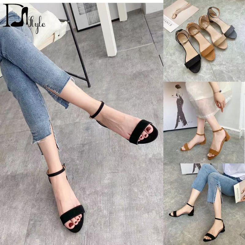 PJM 8071 CLASSY AND AFFORDABLE Plain Sandals With Strap For Women 1