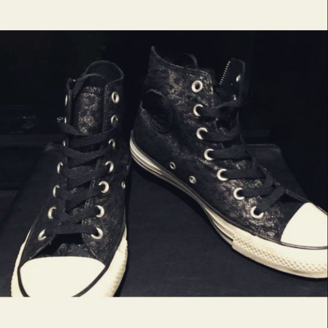 leopard converse women