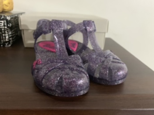 grendene barbie shoes