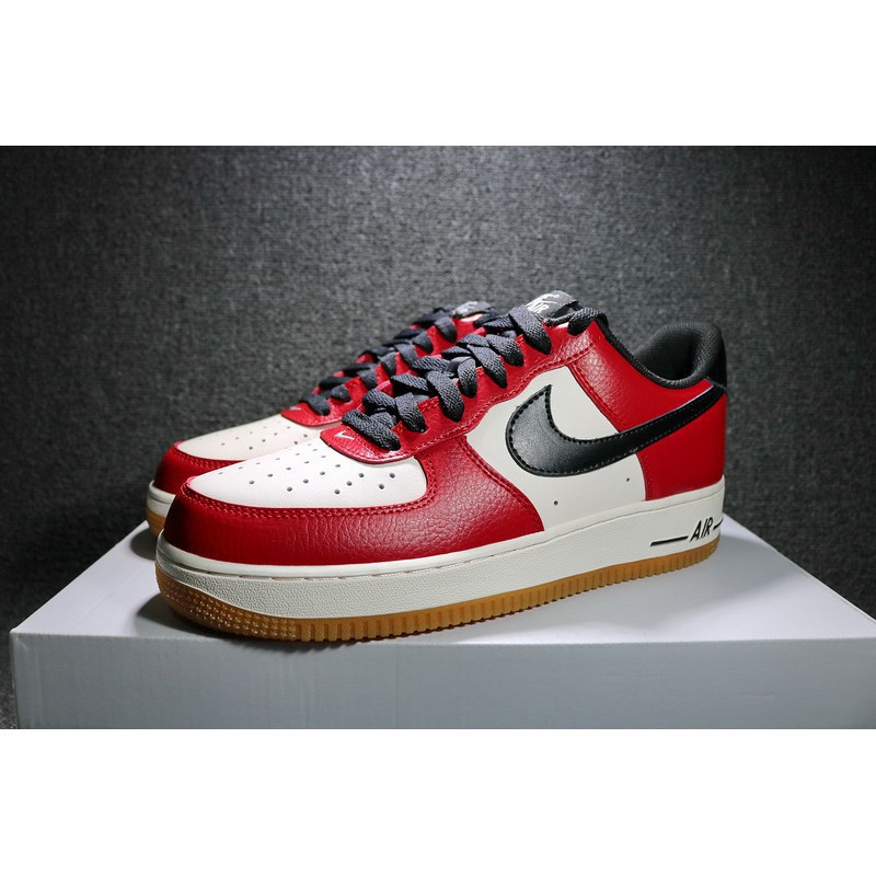Nike Air Force 1 Low Chicago Red White 