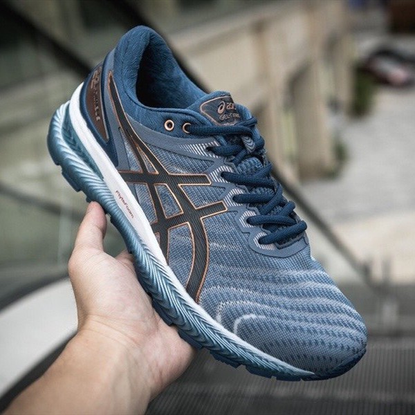 asics long distance running shoes