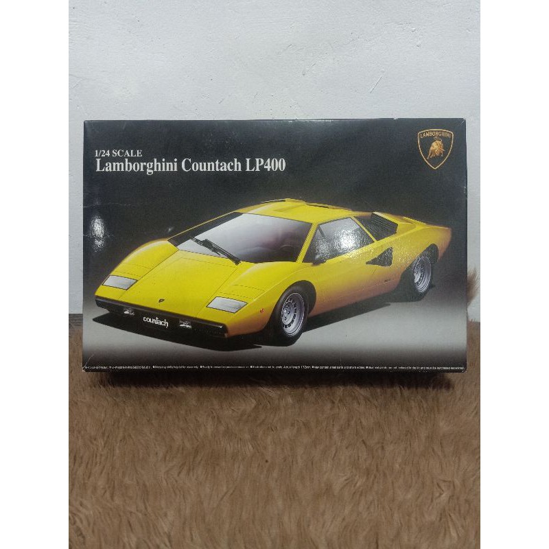 Aoshima Lamborghini Countach LP400 1/24th Scale Car Model Kit | Shopee  Philippines