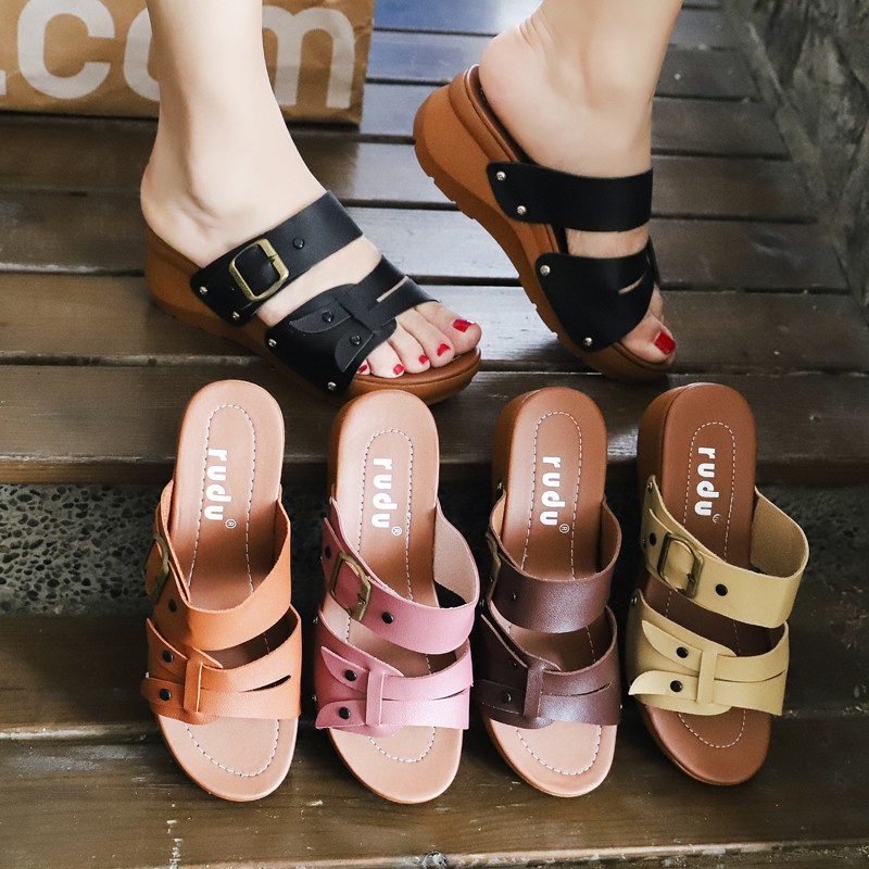 Shopee Wedge Sandals | sites.unimi.it